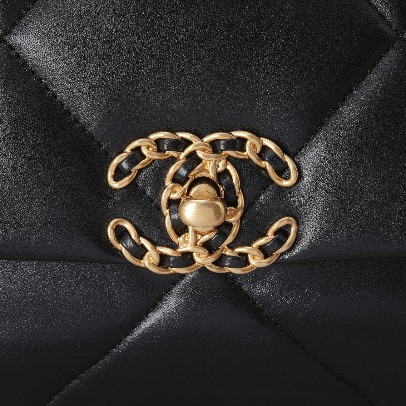 CHANEL(USED)샤넬 19백 스몰