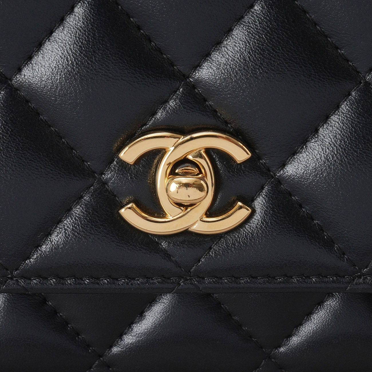 CHANEL(USED)샤넬 시즌 램스킨 CC로고 WOC