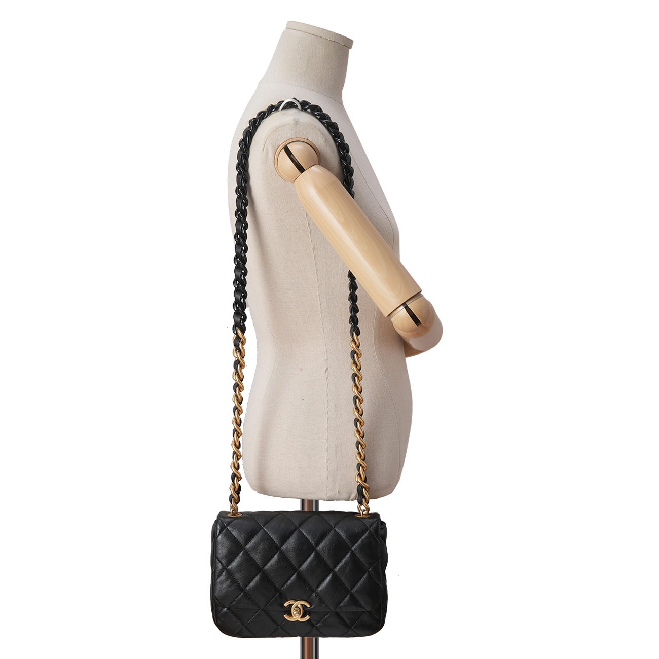 CHANEL(USED)샤넬 AS3260 램스킨 퀄팅 체인 플랩백