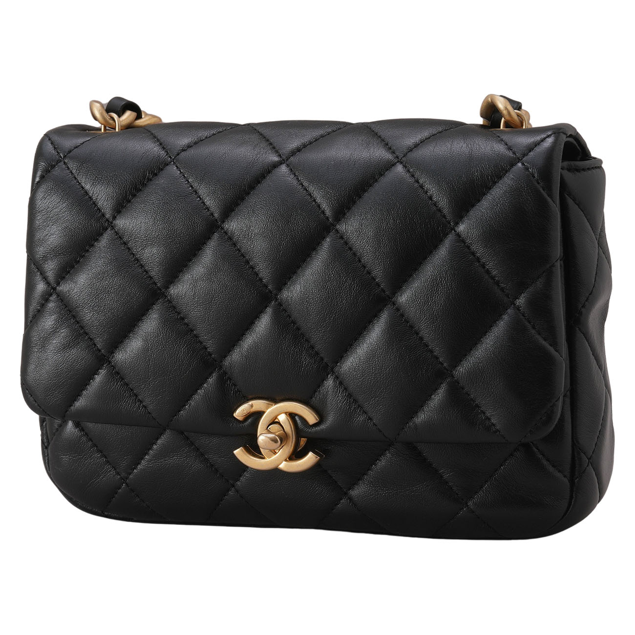 CHANEL(USED)샤넬 AS3260 램스킨 퀄팅 체인 플랩백