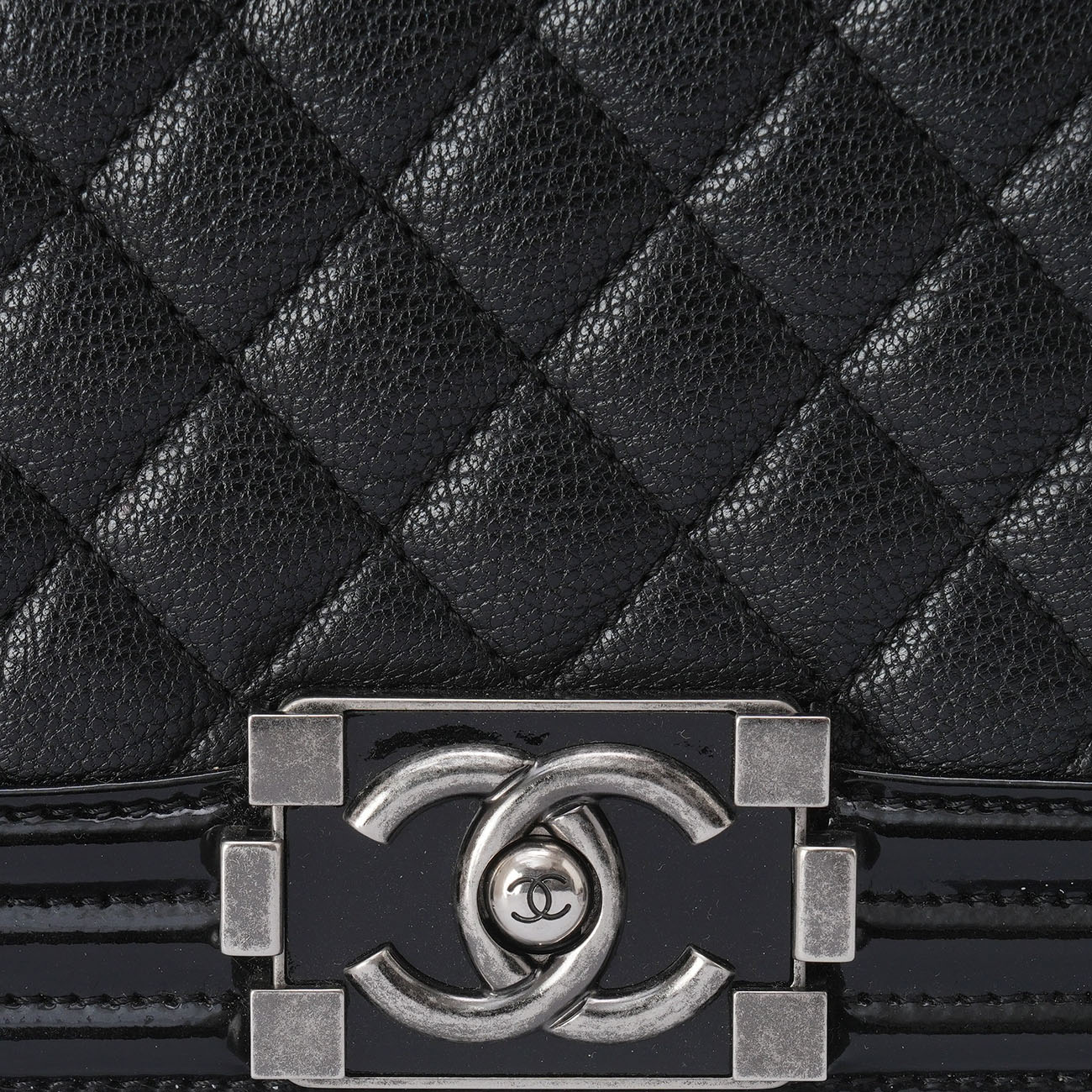 CHANEL(USED)샤넬 고트스킨 페이던트 보이샤넬 뉴미듐