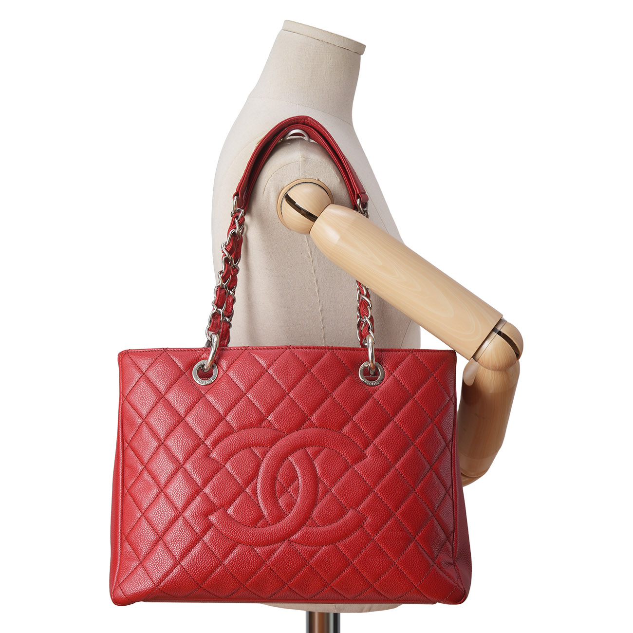 CHANEL(USED)샤넬 캐비어 그랜드샤핑 레드