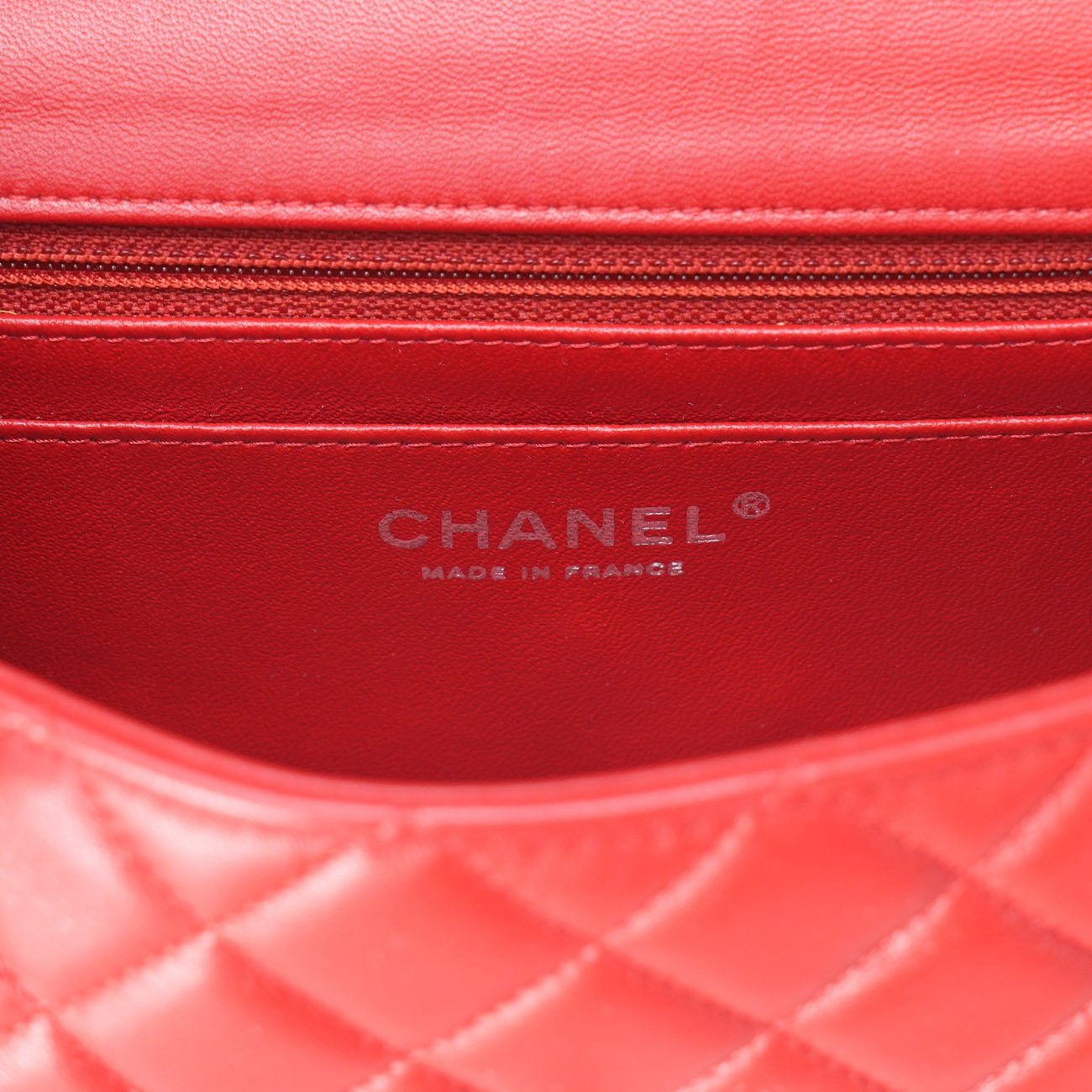 CHANEL(USED)샤넬 클래식 뉴미니 플랩백