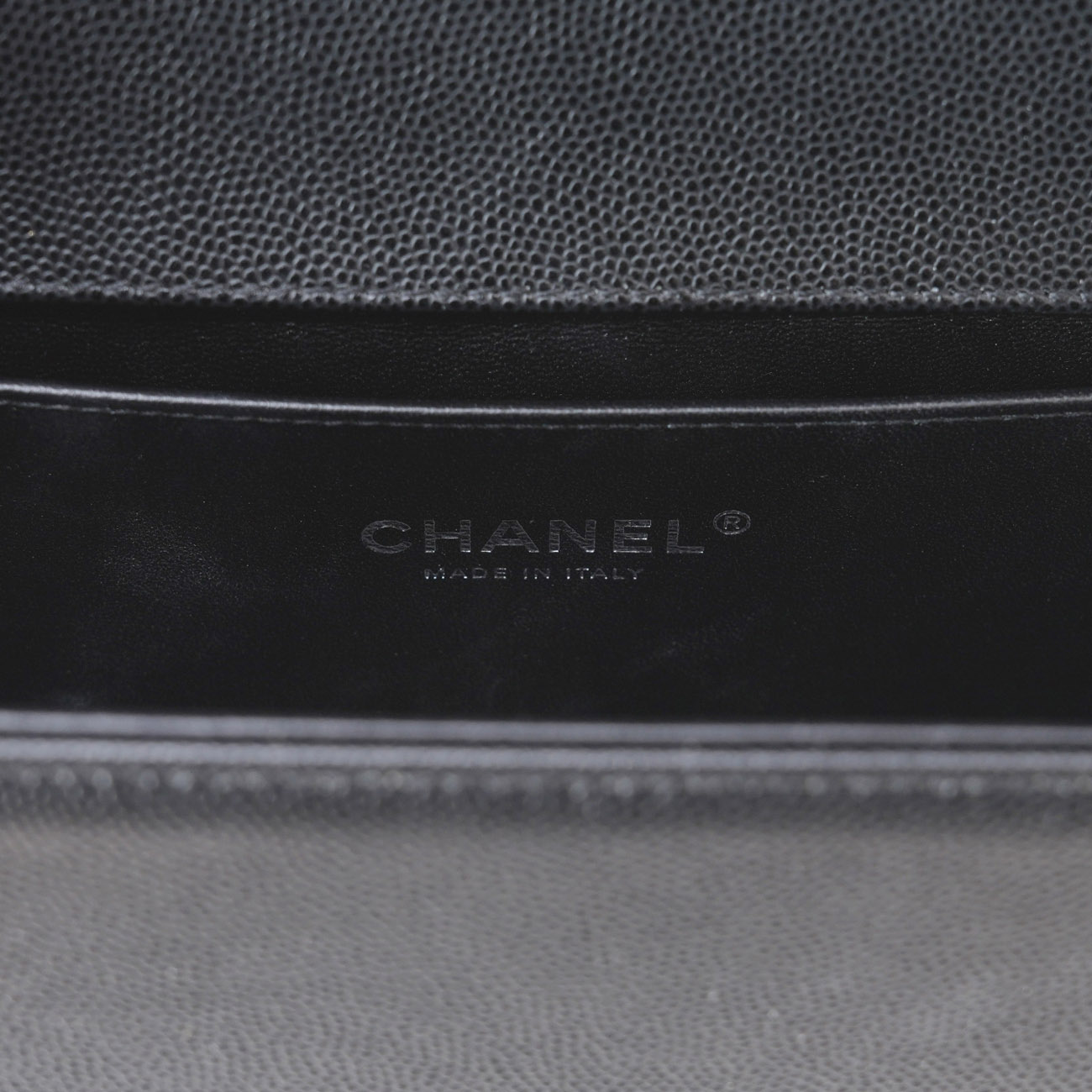 CHANEL(USED)샤넬 캐비어 보이샤넬 미듐 플랩백