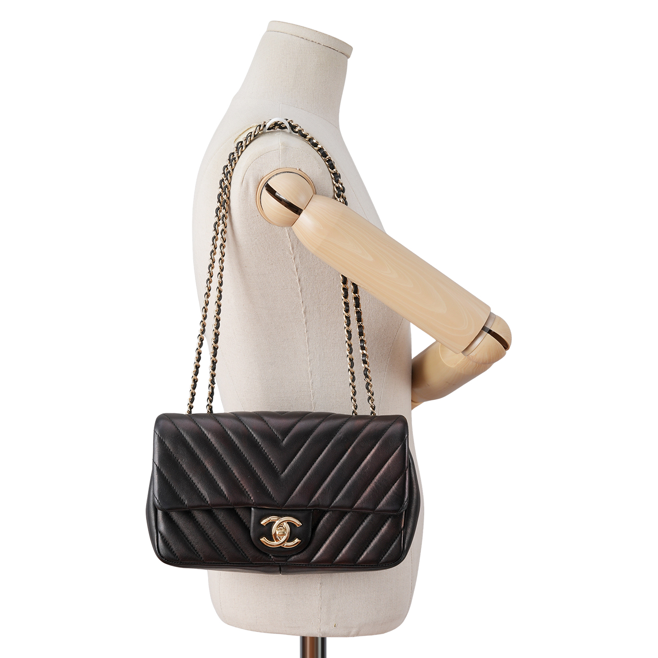 CHANEL(USED)샤넬 시즌 CC로고 램스킨 쉐브론 체인 숄더백