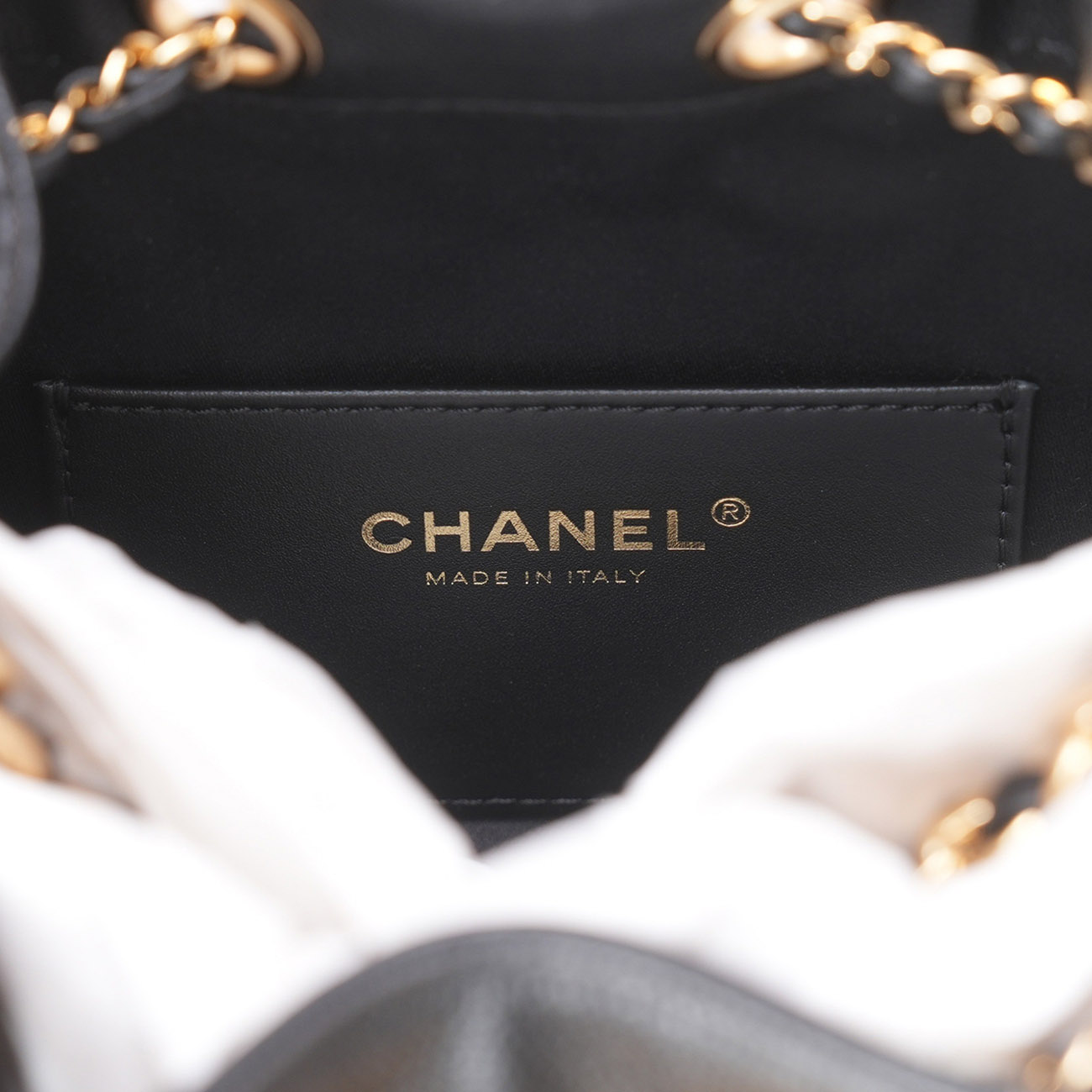 CHANEL(NEW)샤넬 25백 미니 (새상품)