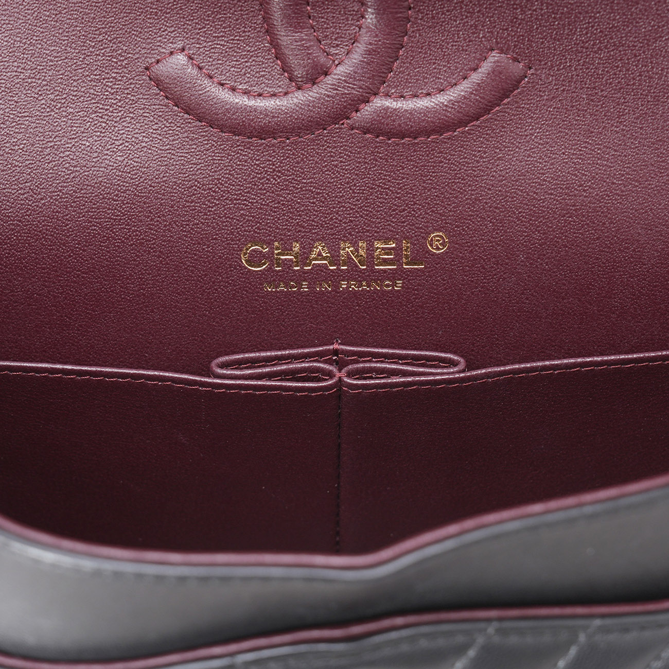 CHANEL(USED)샤넬 램스킨 쉐브론 클래식 미듐 플랩백