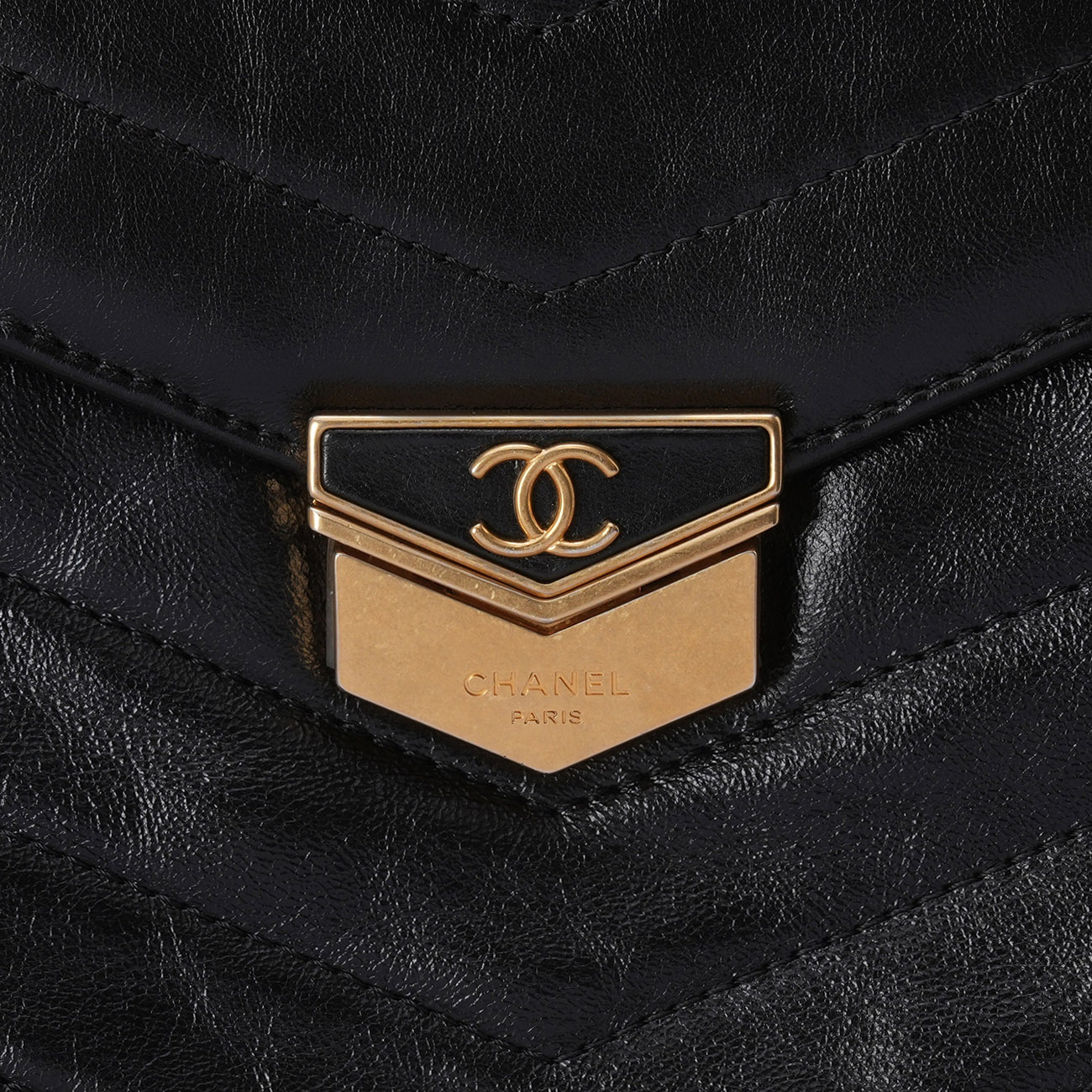 CHANEL(USED)샤넬 시즌 쉐브론 플랩 클러치