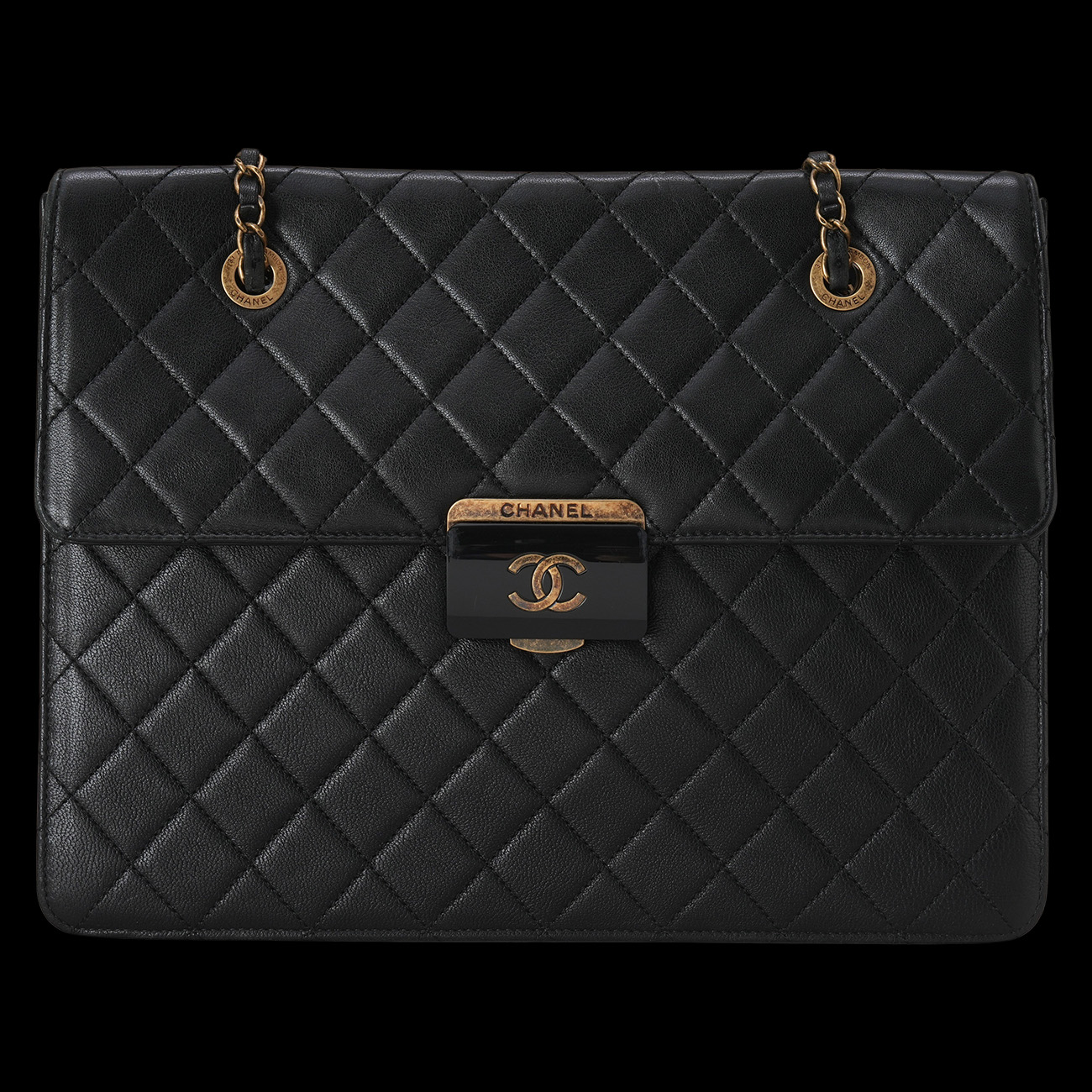 CHANEL(USED)샤넬 A93228 램스킨 뷰티락 체인 쇼퍼백