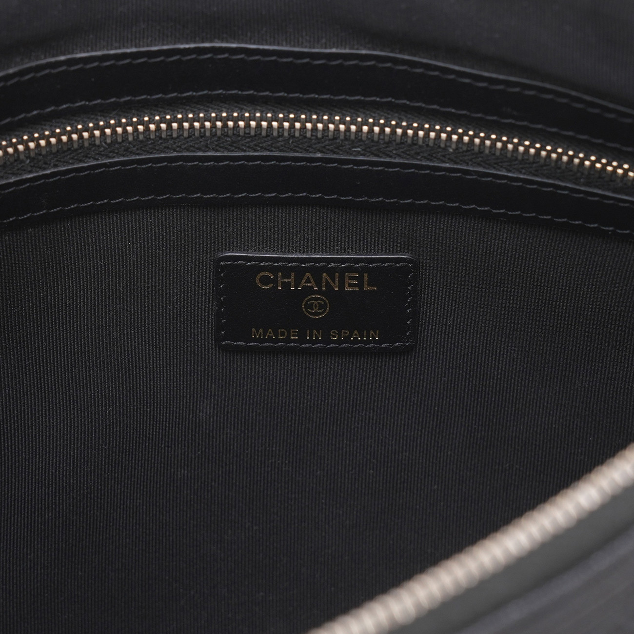 CHANEL(USED)샤넬 보이샤넬 클러치 뉴미듐