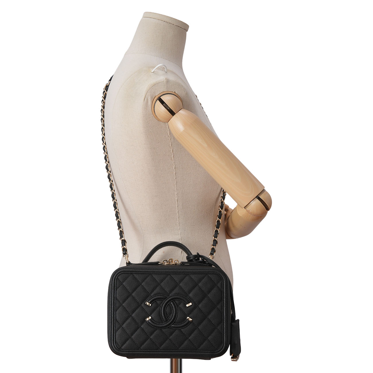 CHANEL(USED)샤넬 캐비어 필리그리 코스메틱 케이스