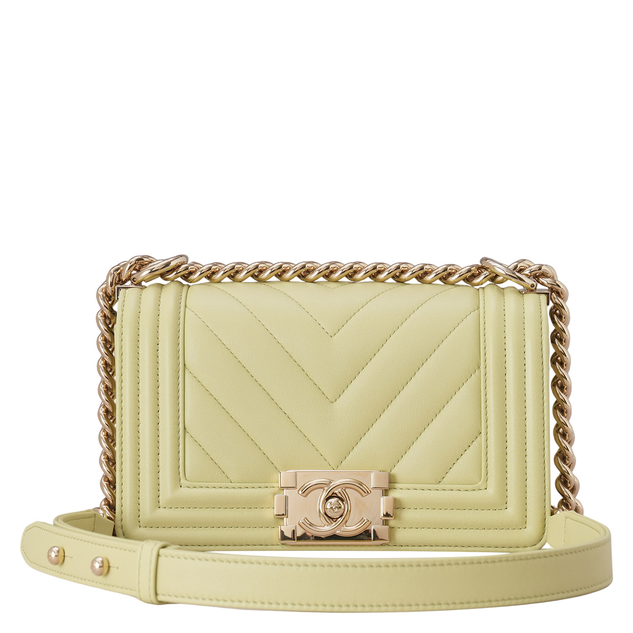 CHANEL(USED)샤넬 A67085 보이샤넬 쉐브론 스몰 체인 플랩백