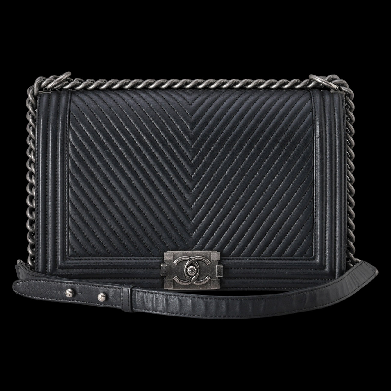 CHANEL(USED)샤넬 보이샤넬 쉐브론 뉴미듐