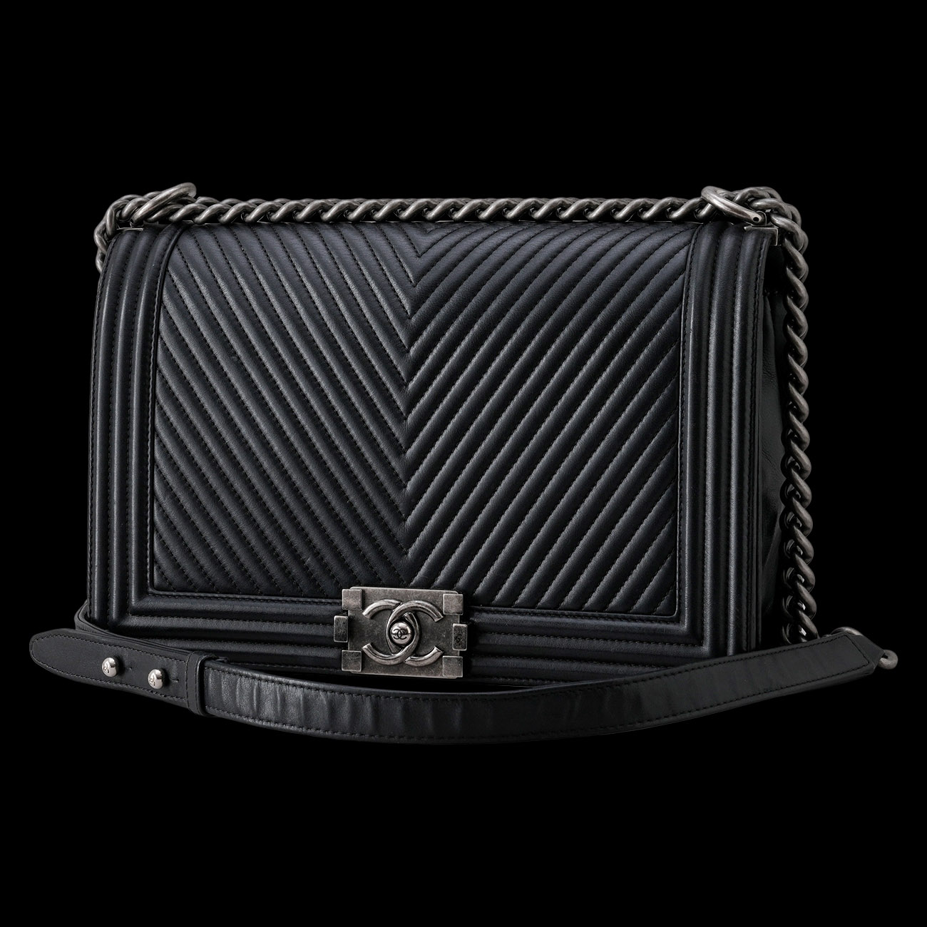CHANEL(USED)샤넬 보이샤넬 쉐브론 뉴미듐