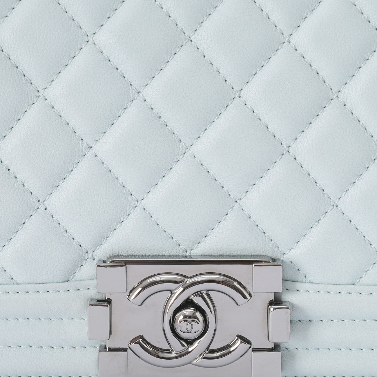 CHANEL(USED)샤넬 보이샤넬 미듐 체인 숄더백