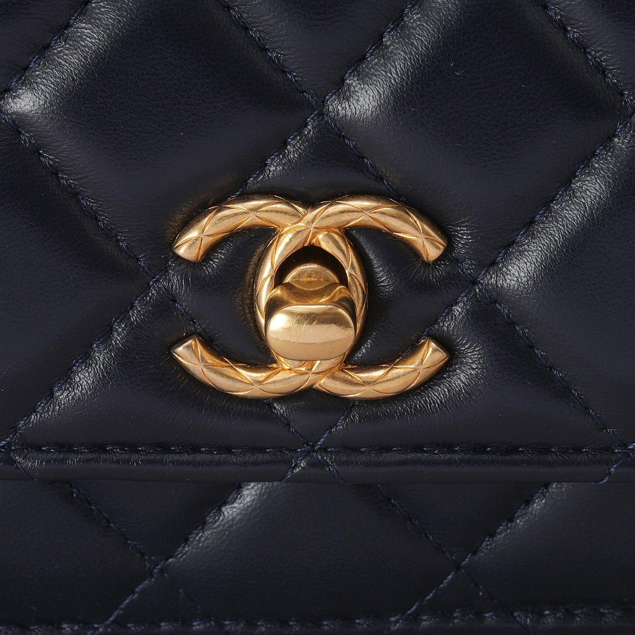 CHANEL(USED)샤넬 AP3043 램스킨 CC로고 WOC