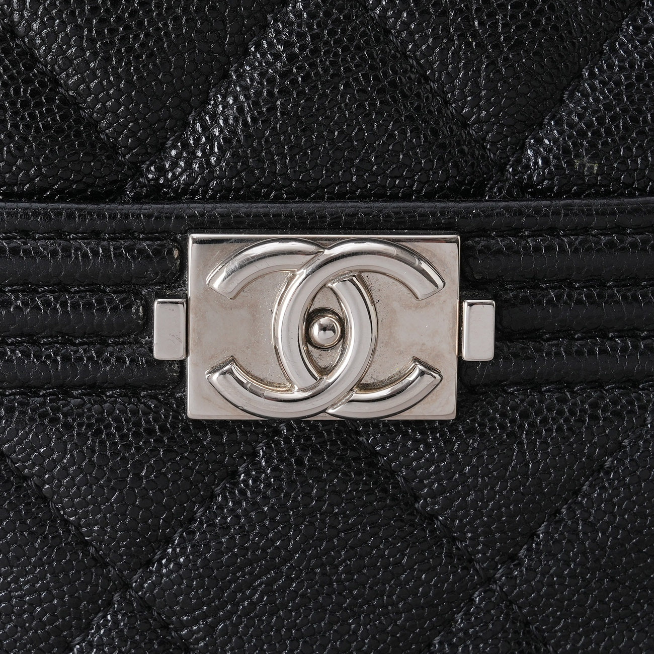 CHANEL(USED)샤넬 AP1337 시즌 보이샤넬 미니 파우치
