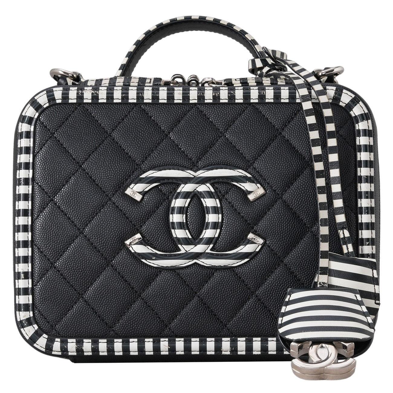 CHANEL(USED)샤넬 캐비어 CC로고 코스메틱 케이스