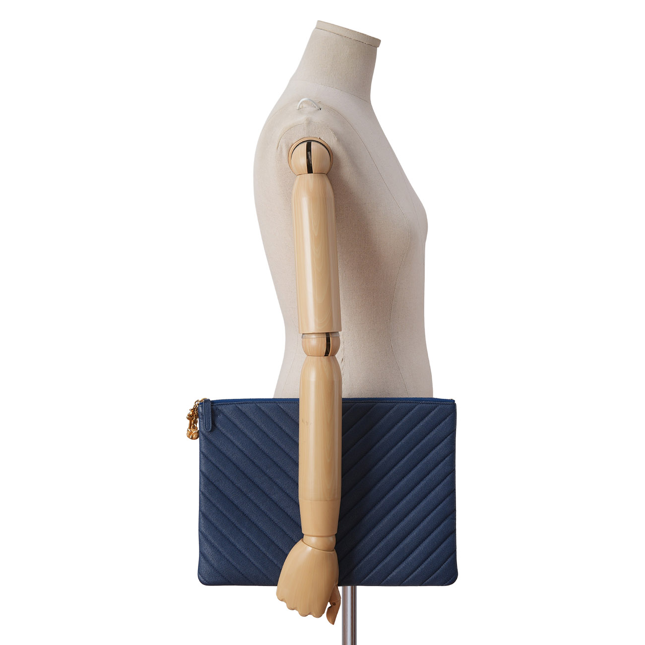 CHANEL(USED)샤넬 시즌 참 쉐브론 클래식 클러치 라지