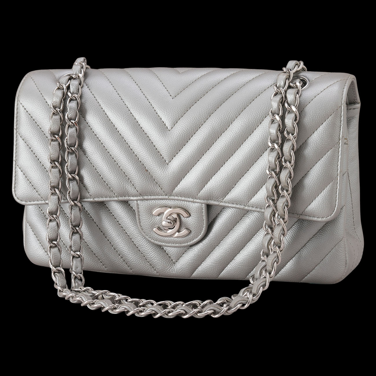 CHANEL(USED)샤넬 캐비어 쉐브론 클래식 미듐 플랩백