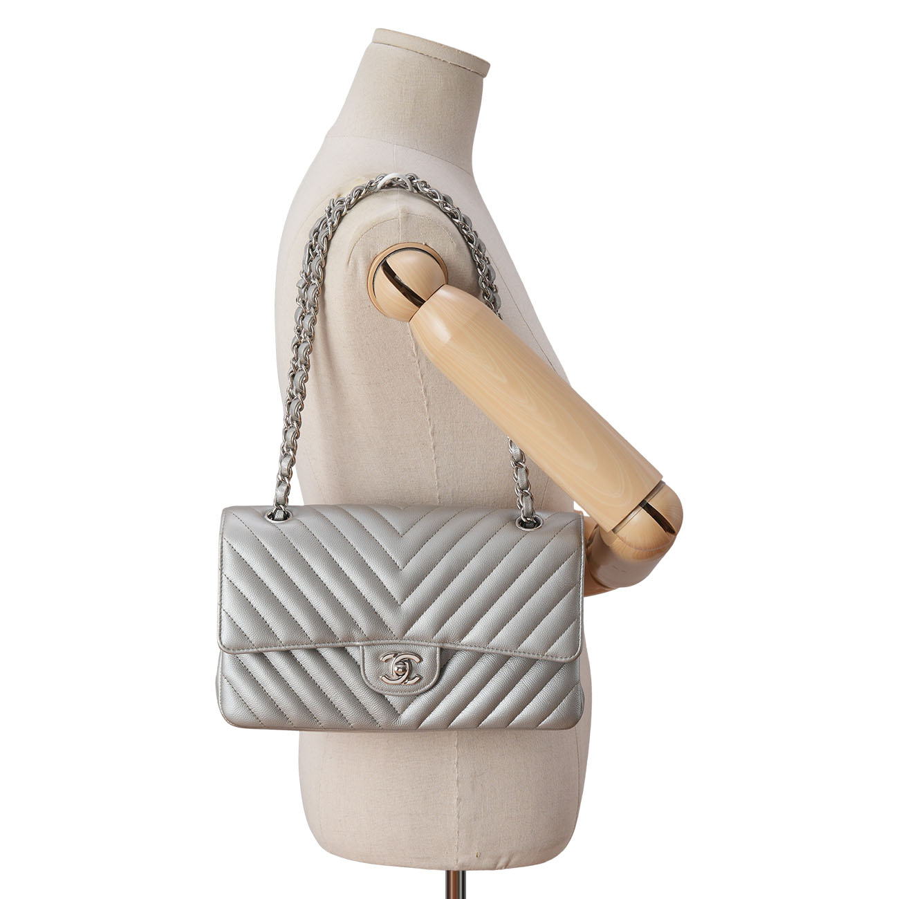 CHANEL(USED)샤넬 캐비어 쉐브론 클래식 미듐 플랩백