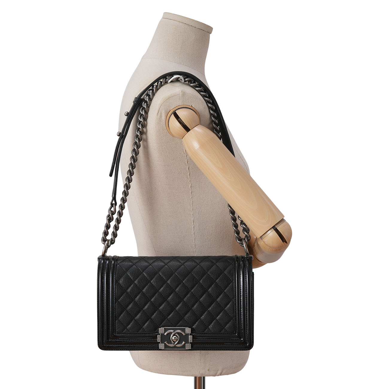 CHANEL(USED)샤넬 A67086 캐비어 보이백 미듐