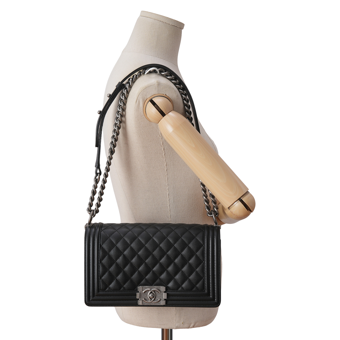 CHANEL(USED)샤넬 A67086 캐비어 보이백 미듐