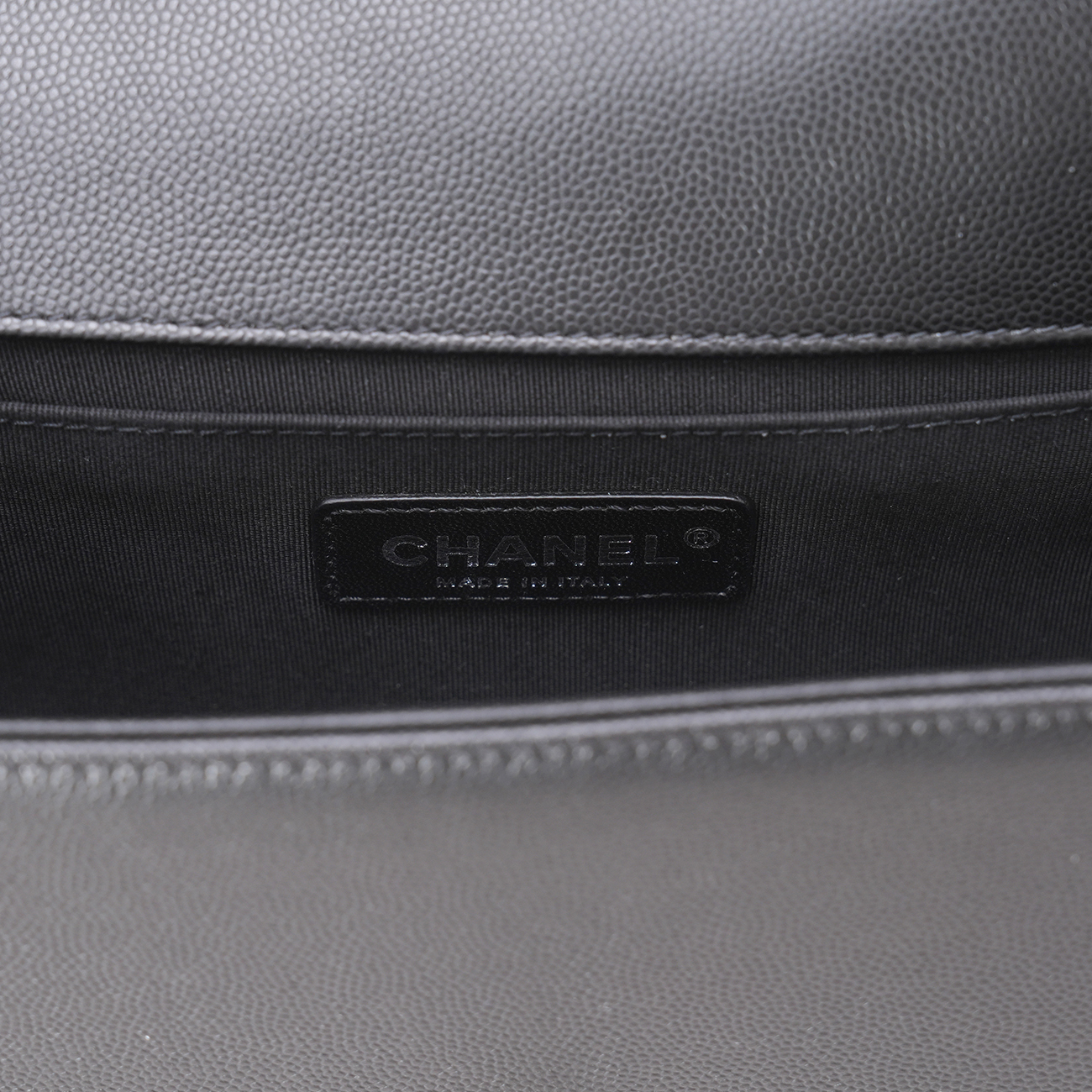 CHANEL(USED)샤넬 A67086 캐비어 보이백 미듐