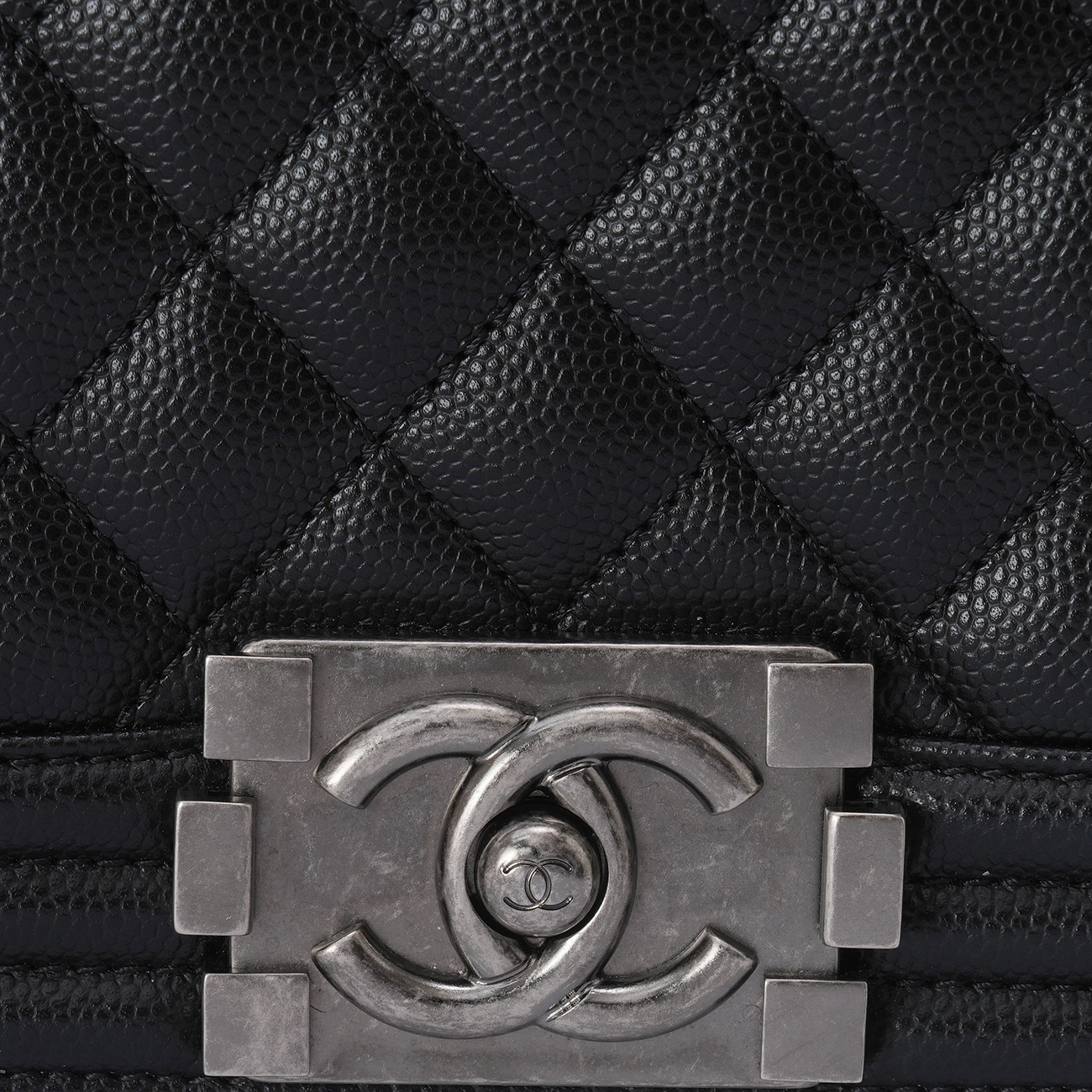 CHANEL(USED)샤넬 A67086 캐비어 보이백 미듐