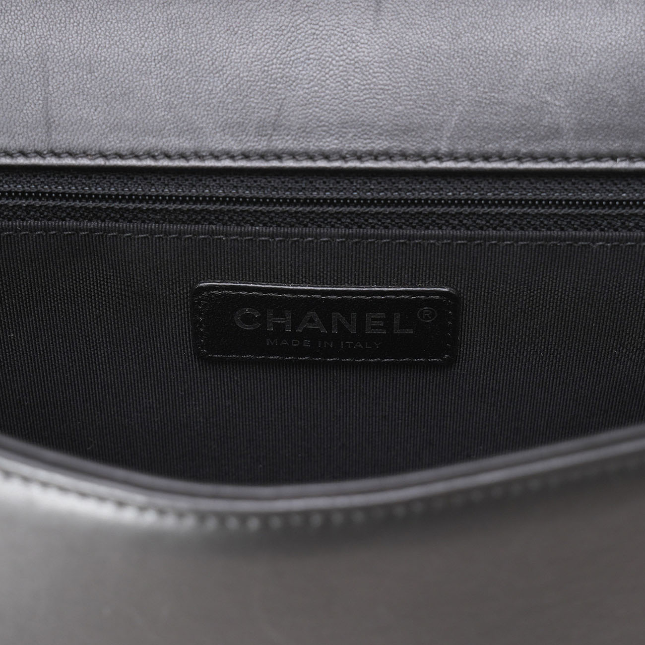 CHANEL(USED)샤넬 A92193 램스킨 보이백 뉴미듐