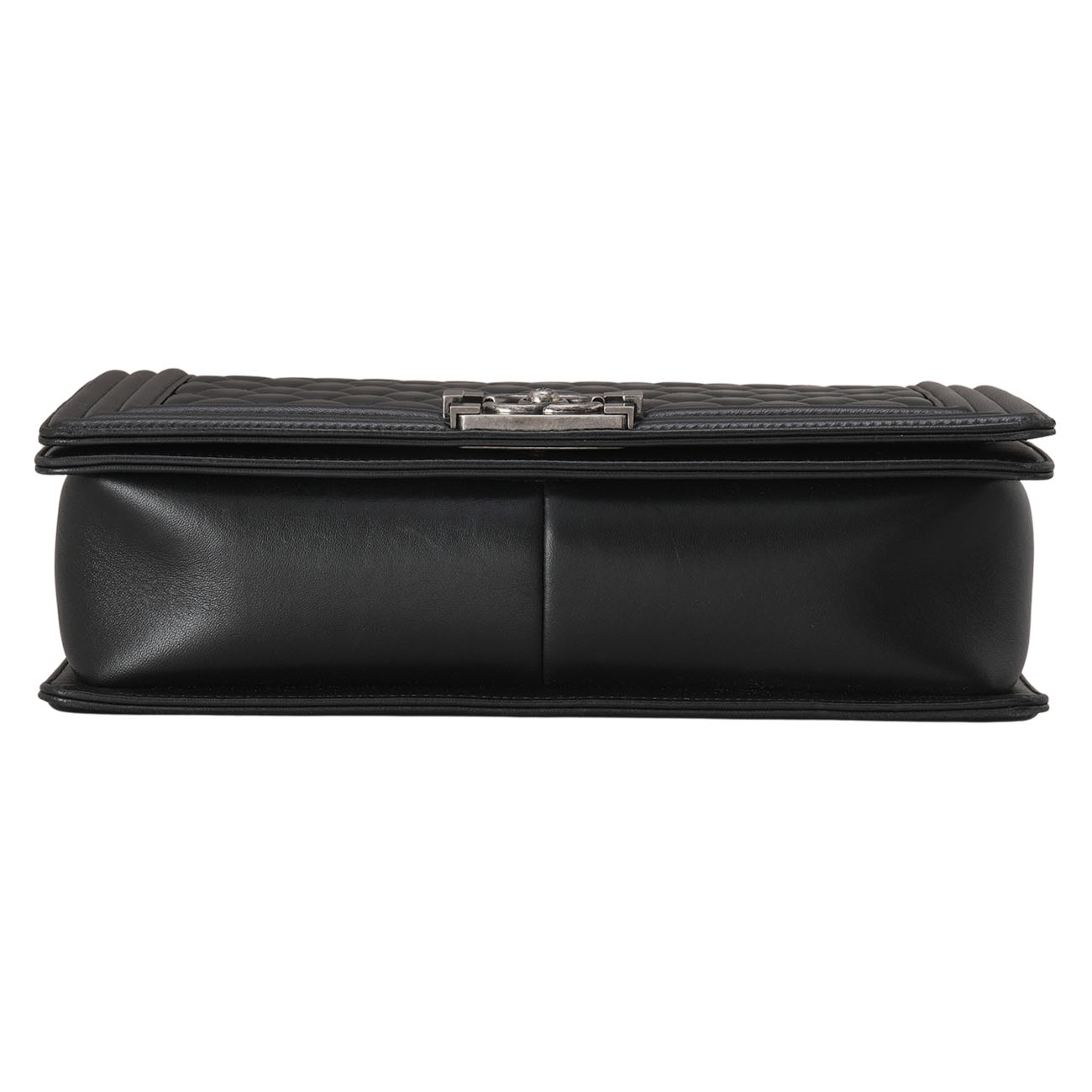 CHANEL(USED)샤넬 A92193 램스킨 보이백 뉴미듐