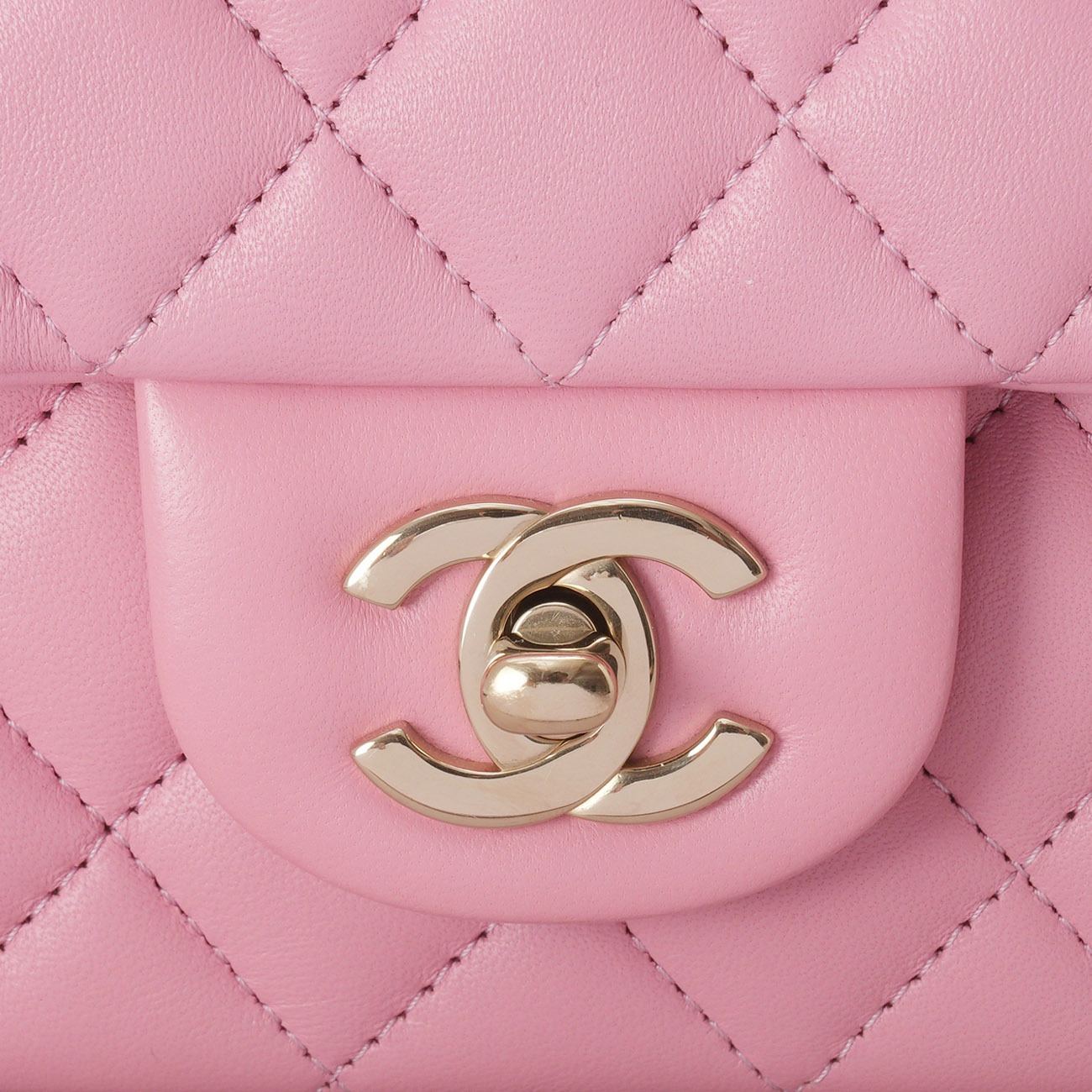 CHANEL(USED)샤넬 램스킨 뉴미니 탑핸들
