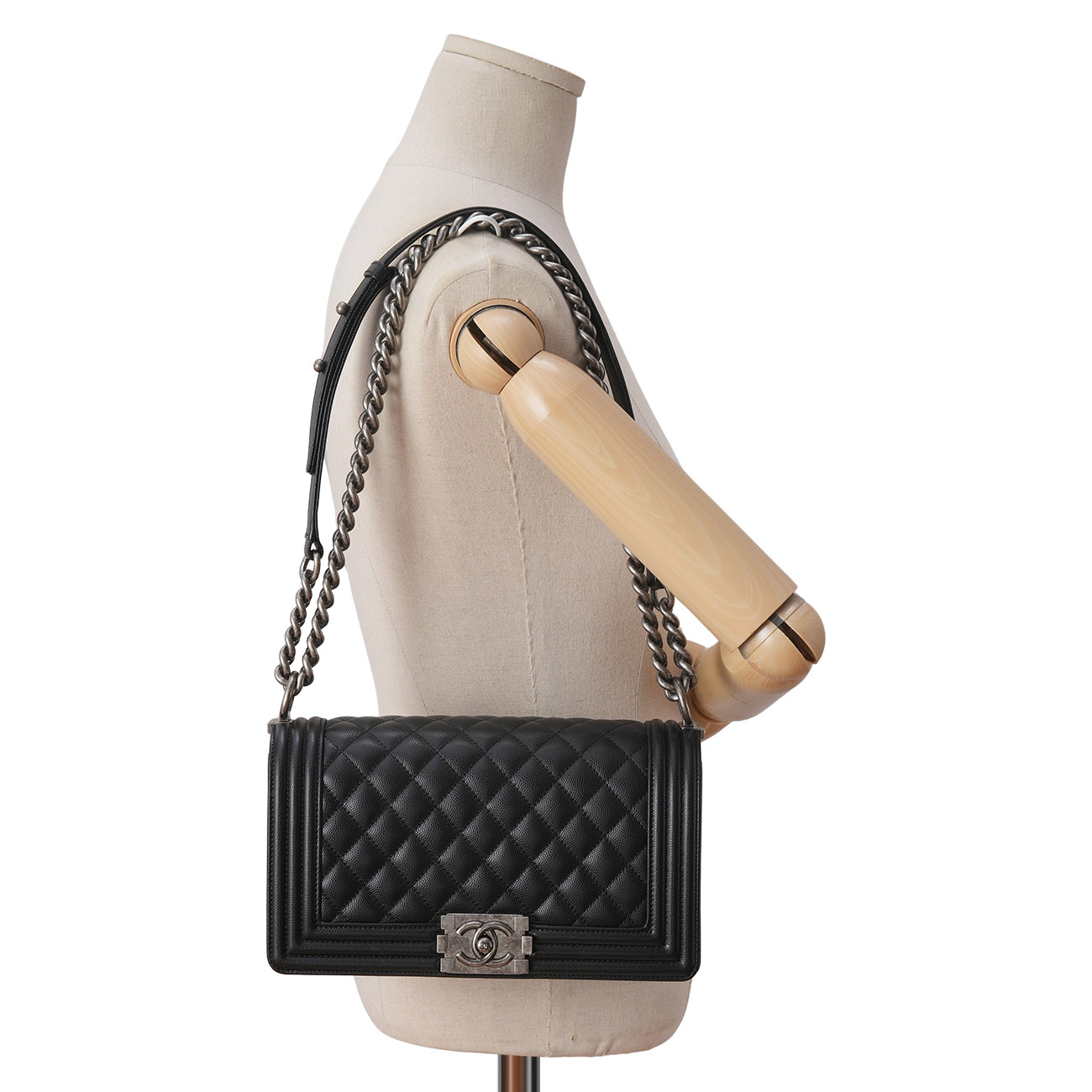 CHANEL(USED)샤넬 A67086 캐비어 보이백 미듐