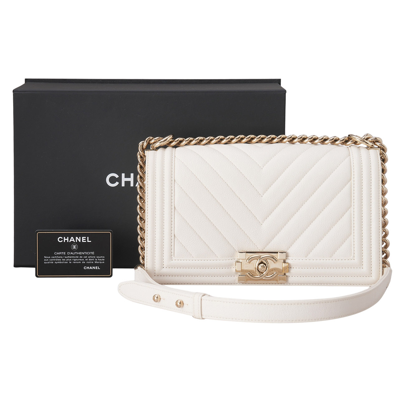 CHANEL(USED)샤넬 A67086 캐비어 쉐브론 보이백 미듐