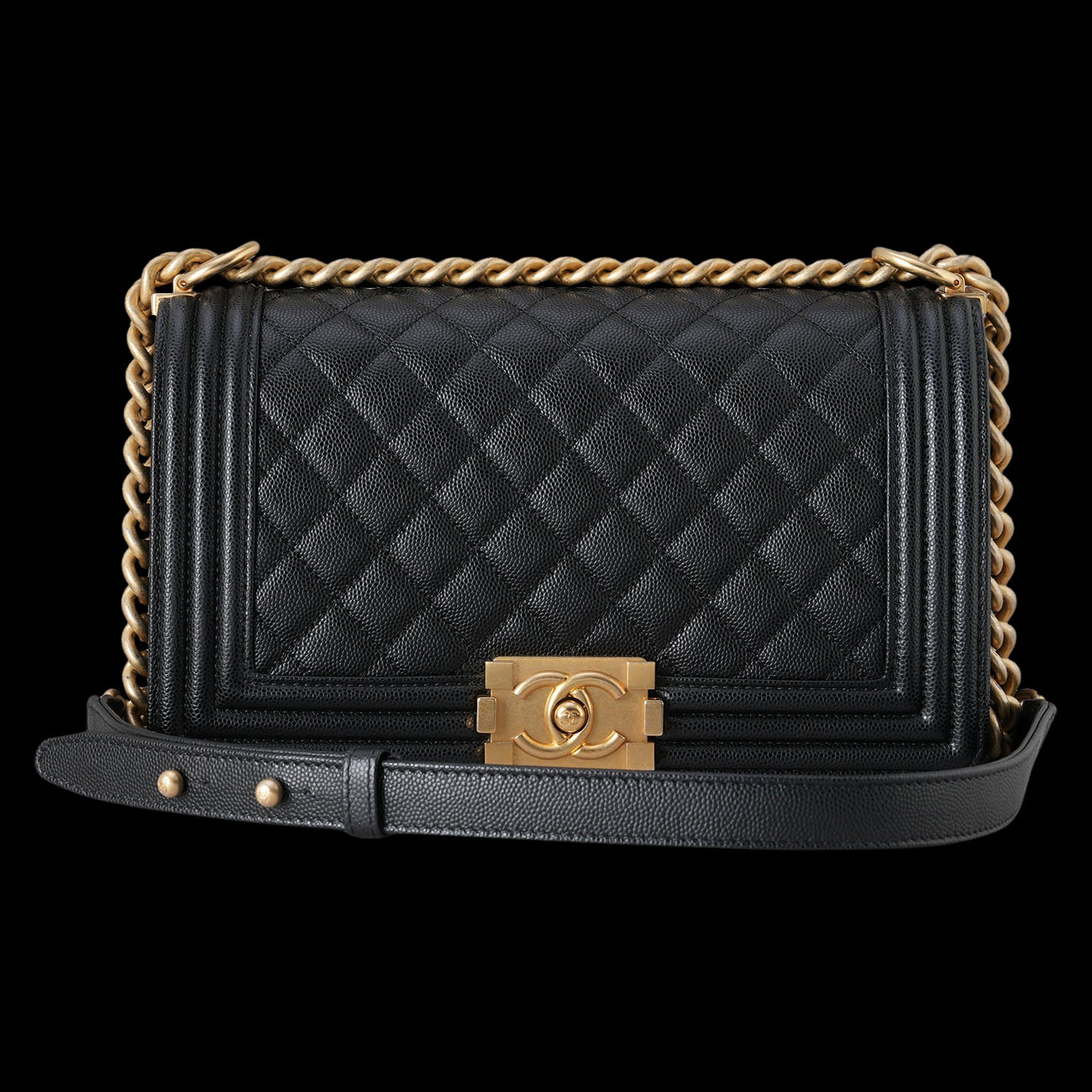 CHANEL(USED)샤넬 캐비어 보이샤넬 미듐 플랩백
