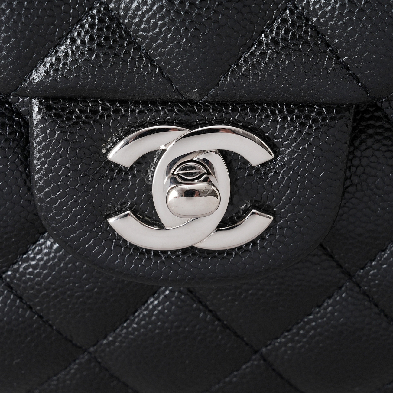 CHANEL(USED)샤넬 캐비어 클래식 플랩 클러치