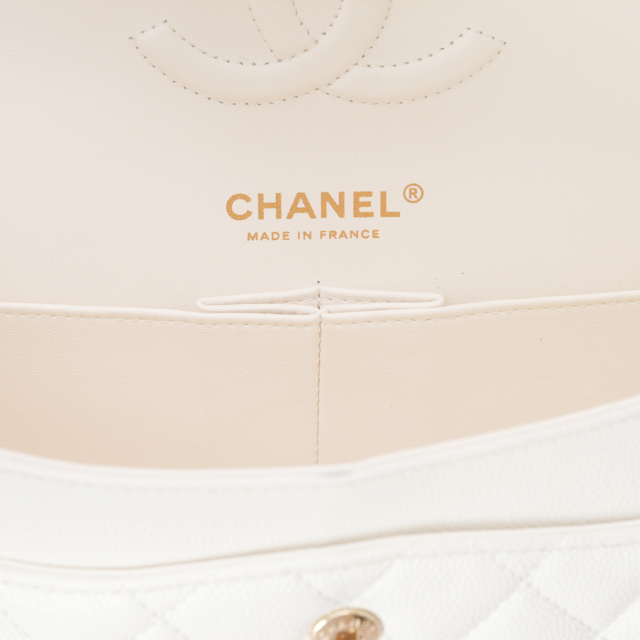 CHANEL(USED)샤넬 캐비어 클래식 미듐 플랩백