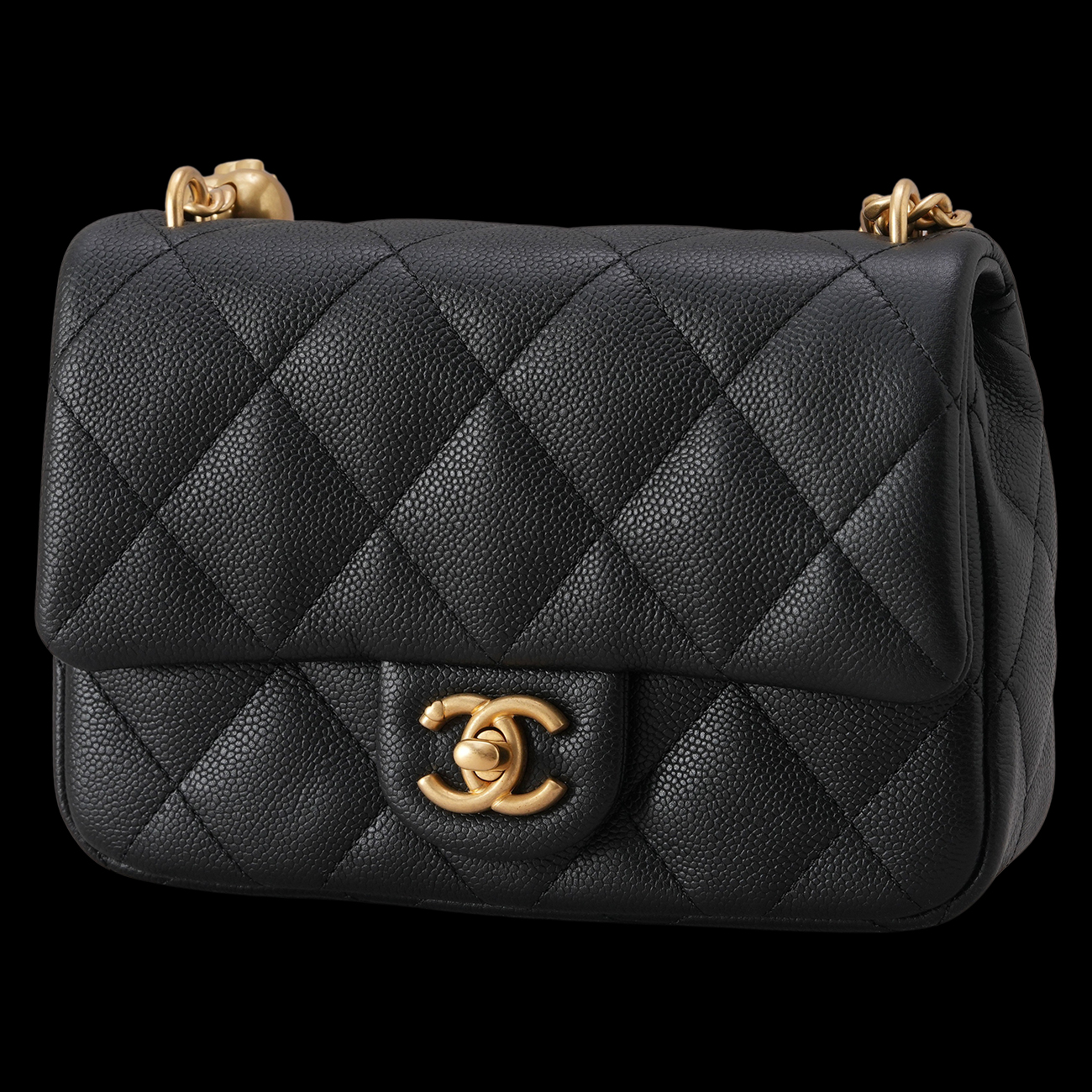 CHANEL(USED)샤넬 AS3829 하트볼 뉴미니 플랩백