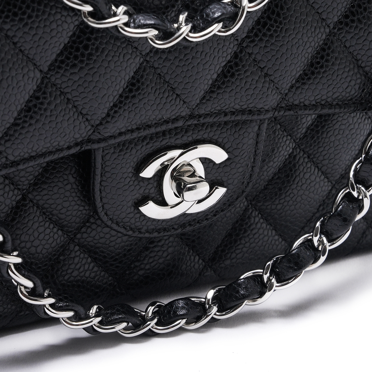 CHANEL(USED)샤넬 A01113 캐비어 클래식 스몰 플랩백