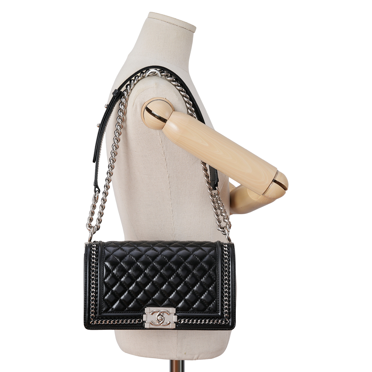 CHANEL(USED)샤넬 A67086 어라운드 체인 보이샤넬 미듐 플랩백