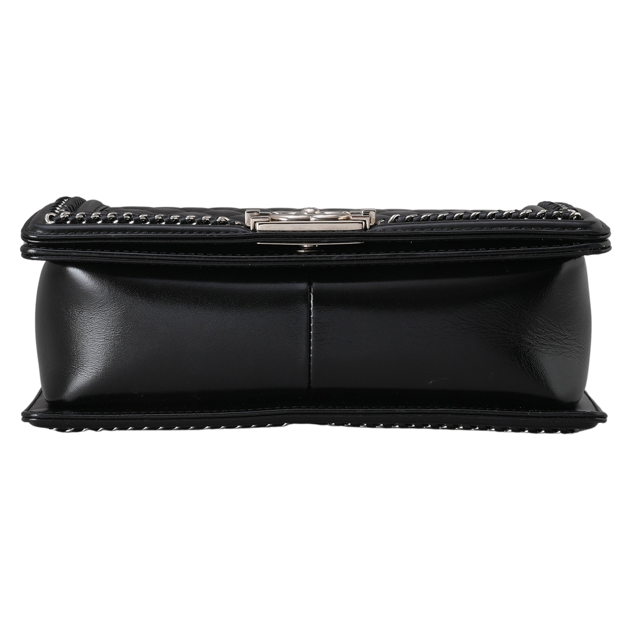 CHANEL(USED)샤넬 A67086 어라운드 체인 보이샤넬 미듐 플랩백