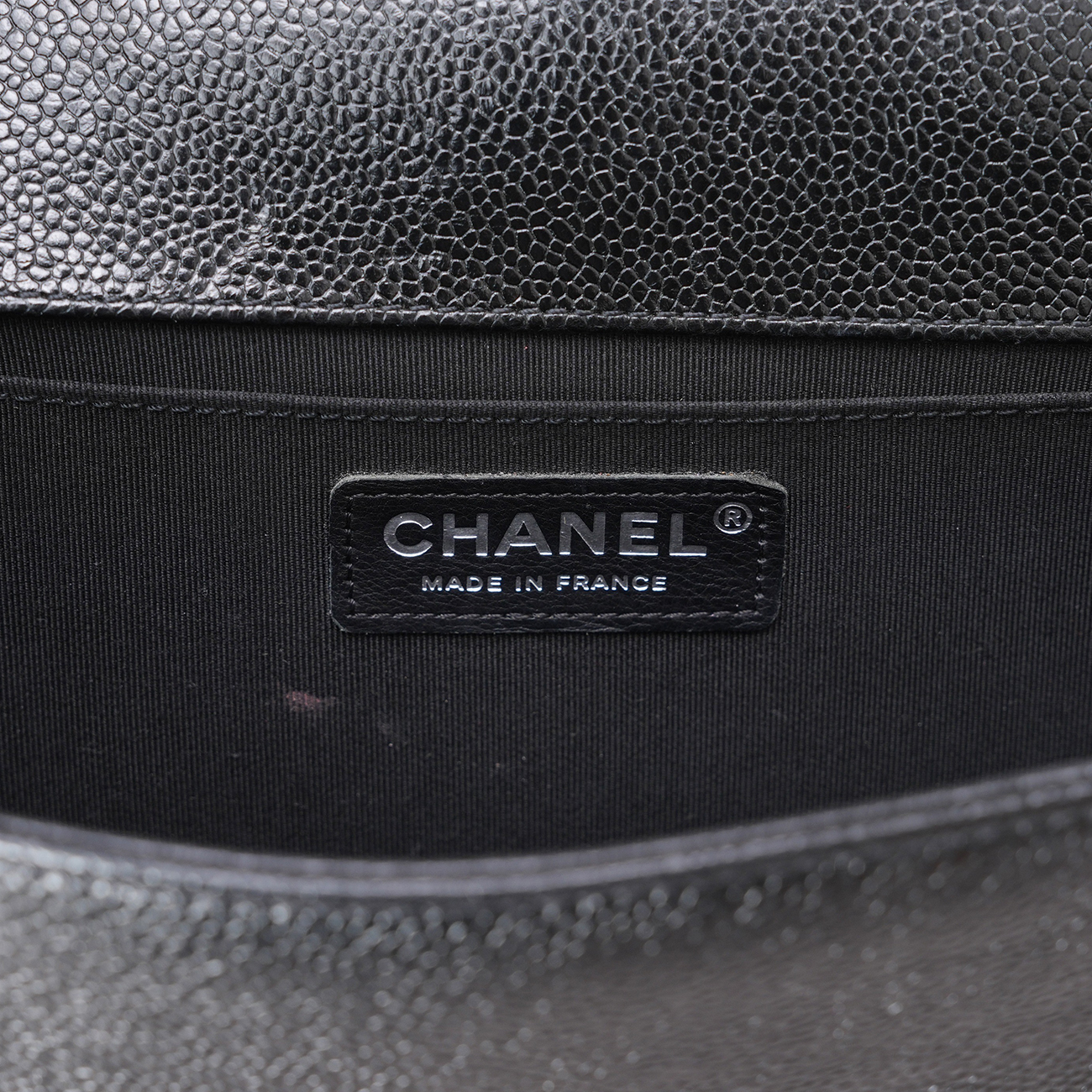 CHANEL(USED)샤넬 A67086 캐비어 쉐브론 보이백 미듐
