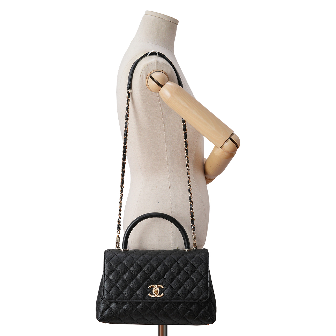 CHANEL(USED)샤넬 캐비어 코코핸들 28 블랙금장