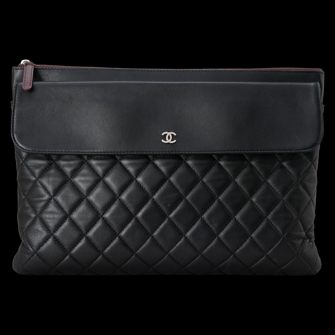 CHANEL(USED)샤넬 A82683 램스킨 플랩 클러치
