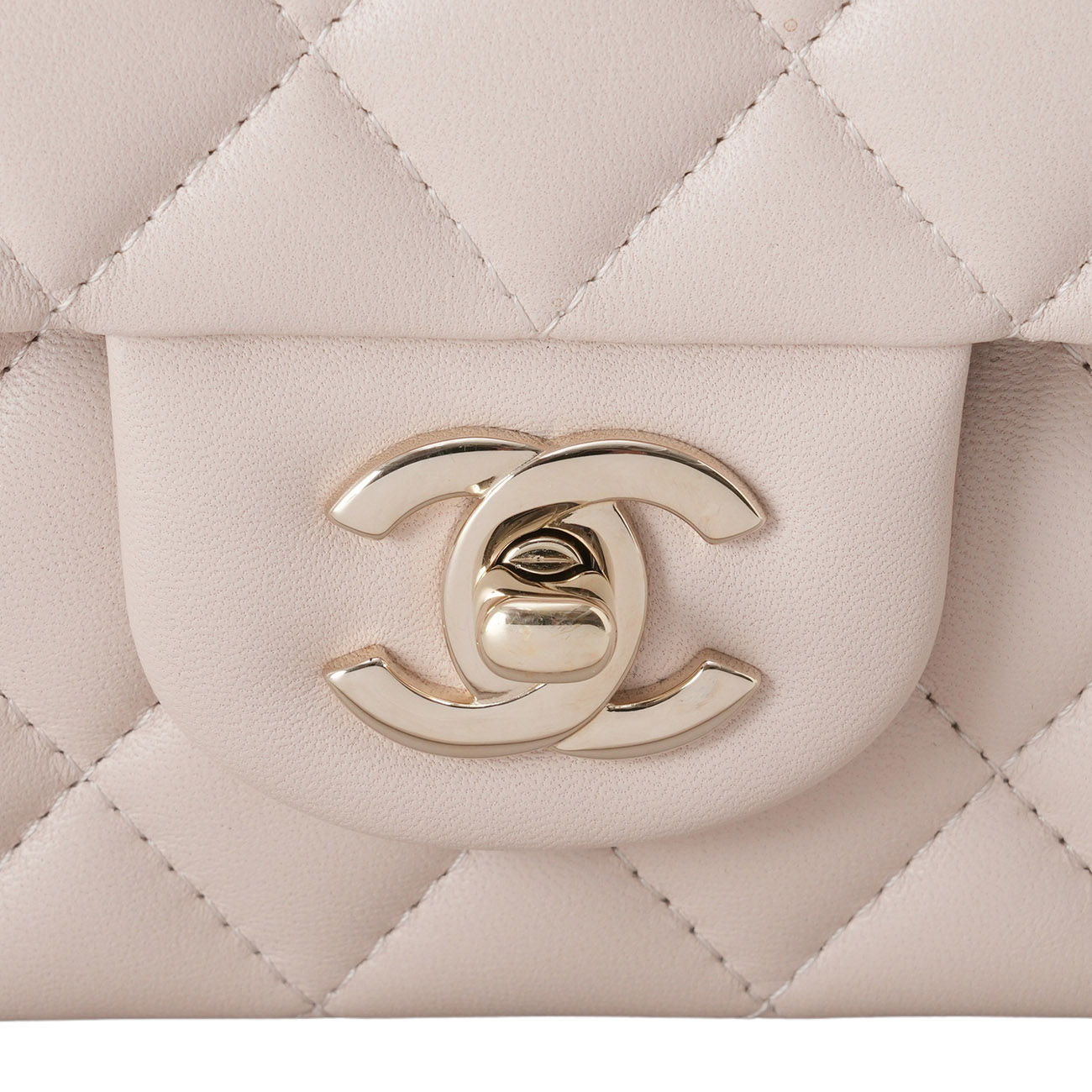 CHANEL(USED)샤넬 램스킨 클래식 뉴미니 탑핸들 크로스백