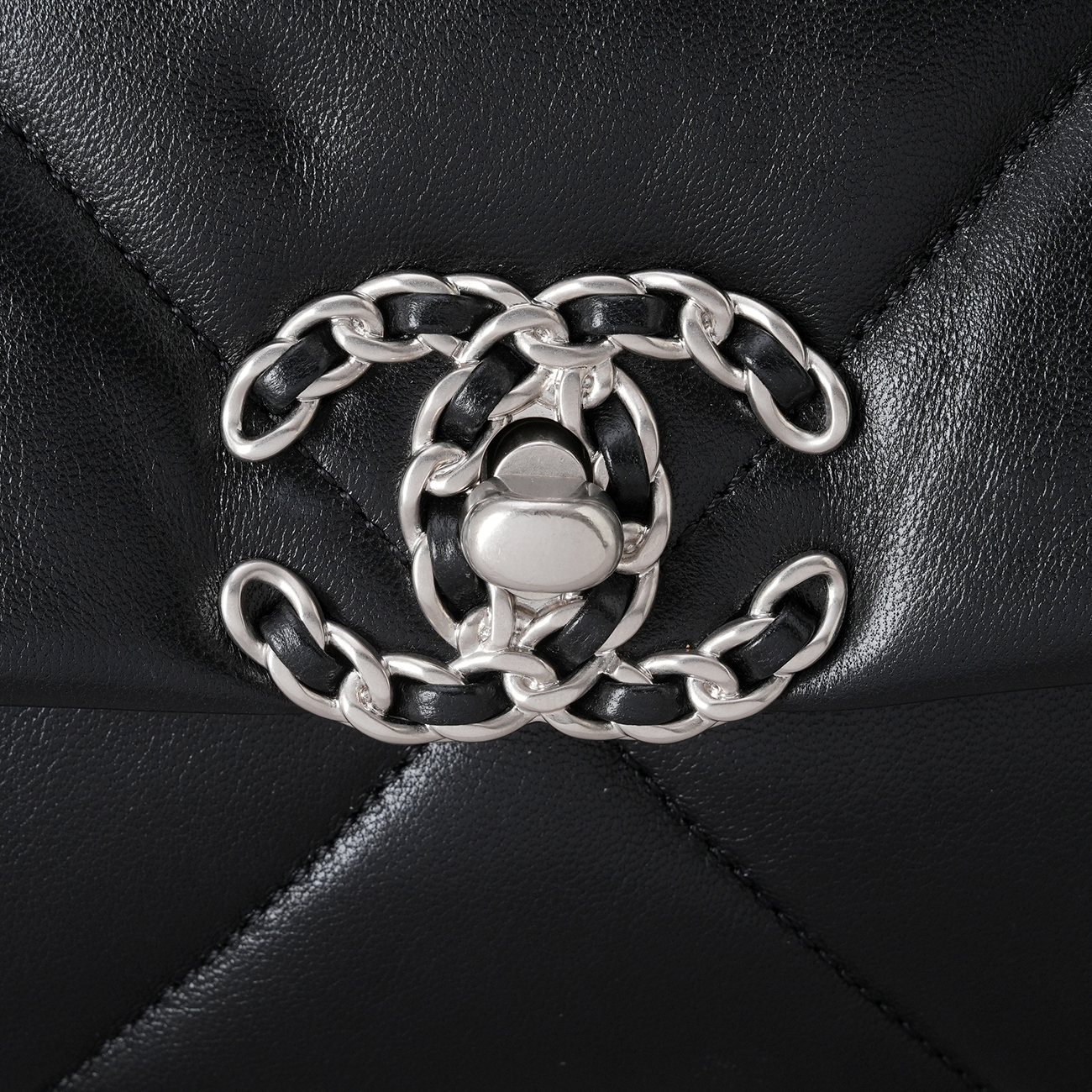 CHANEL(USED)샤넬 19백 미듐