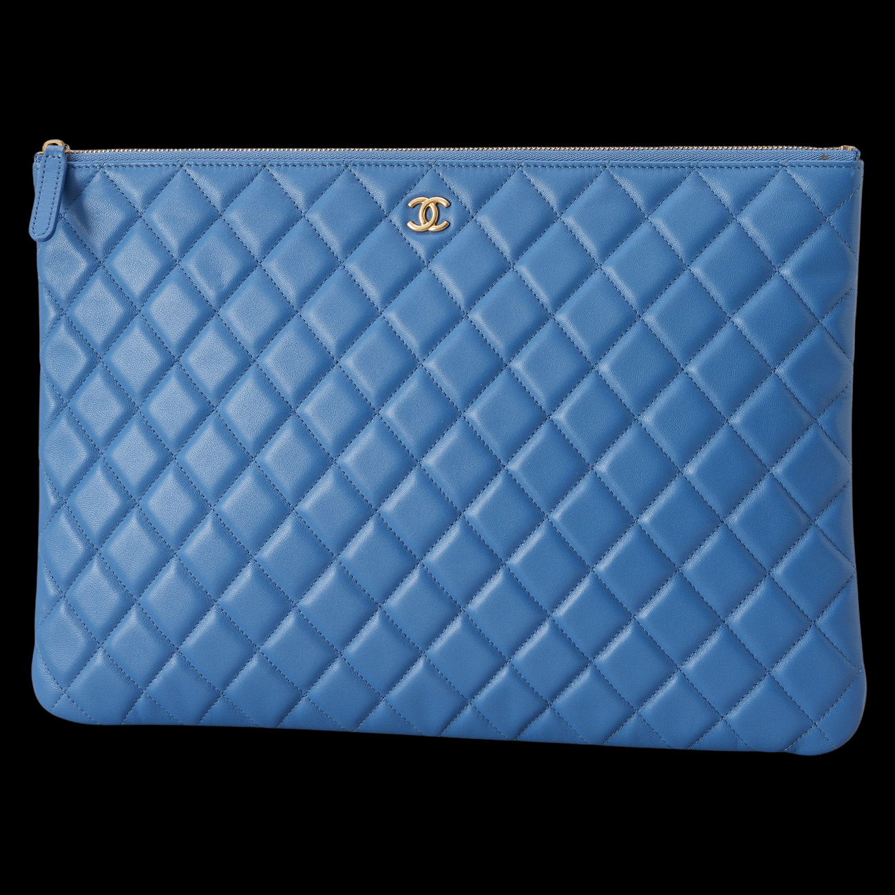 CHANEL(USED)샤넬 A82252 샤넬 클래식 램스킨 클러치 뉴미듐