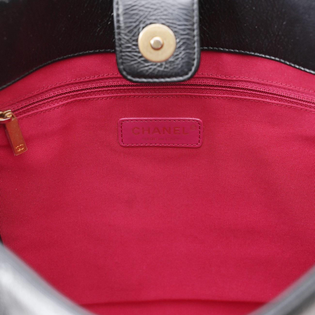 CHANEL(USED)샤넬 AS1945 CC로고 카프스킨 체인 숄더백