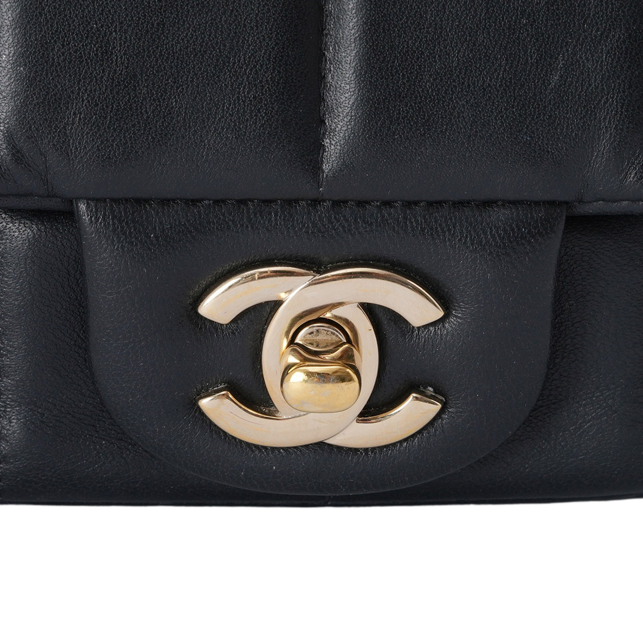 CHANEL(USED)샤넬 AS3744 시즌 큐브 미니 체인백