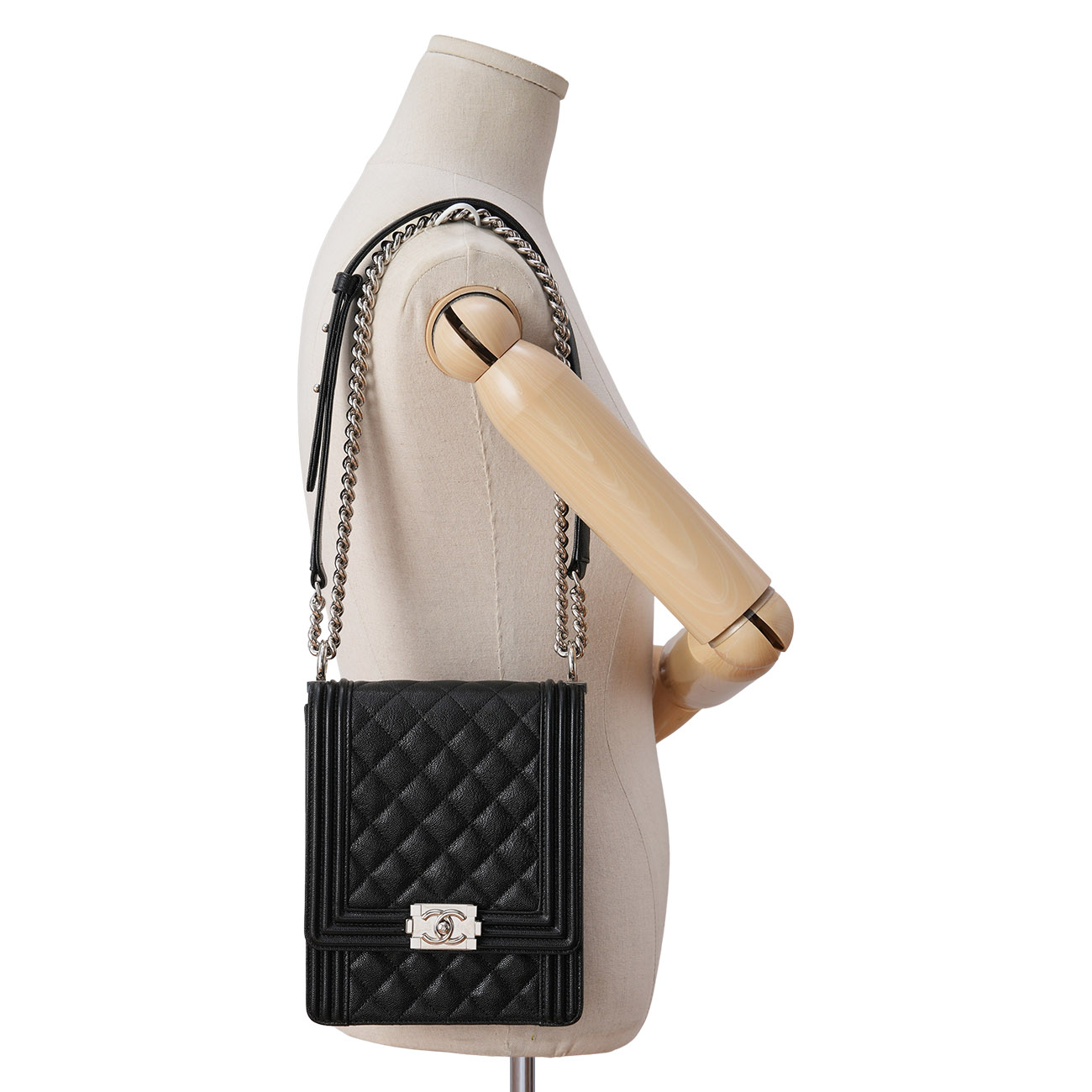 CHANEL(USED)샤넬 캐비어 보이샤넬 사첼백